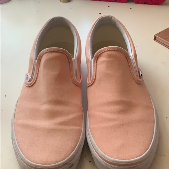 salmon checkered vans